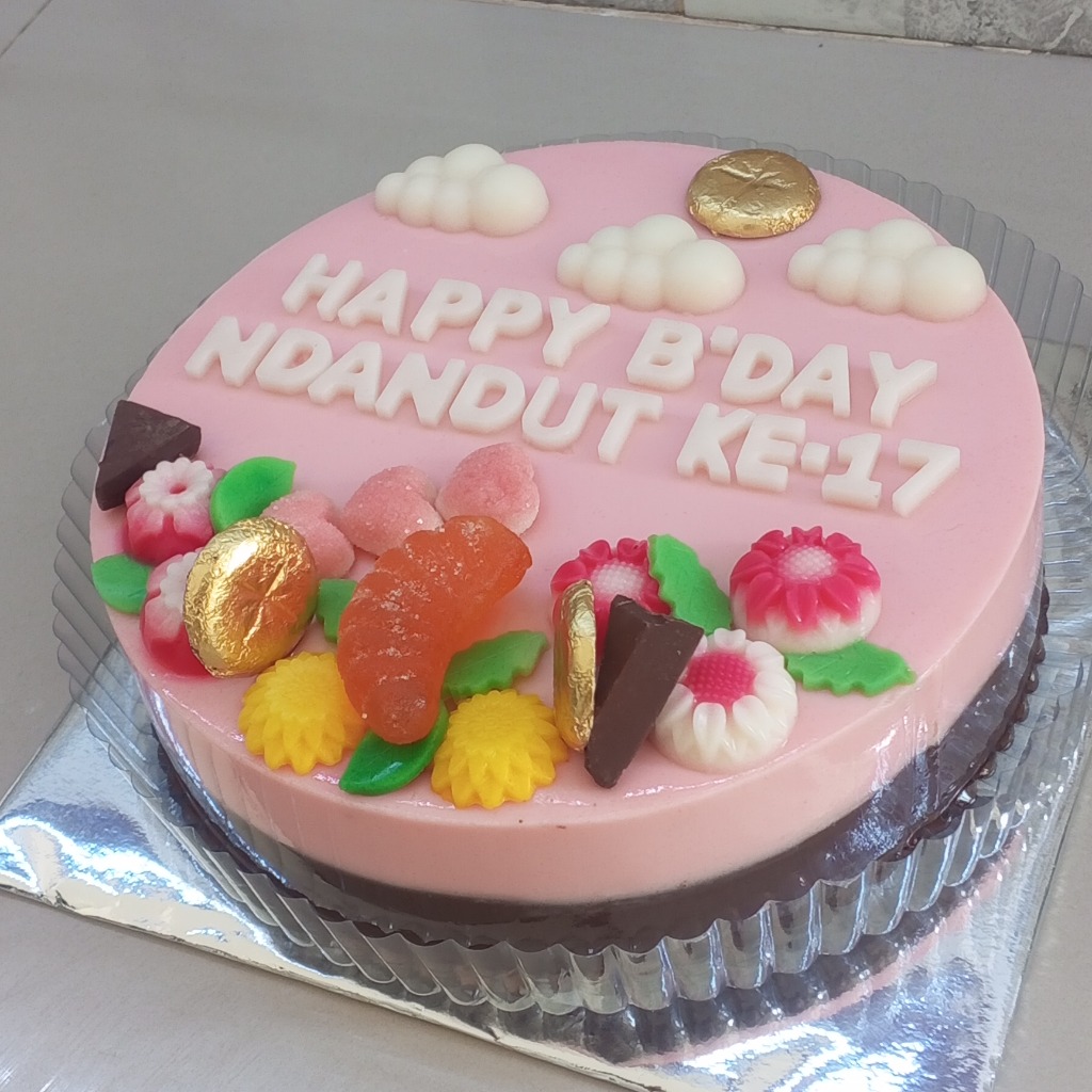 Decorated Choco-Strawberry